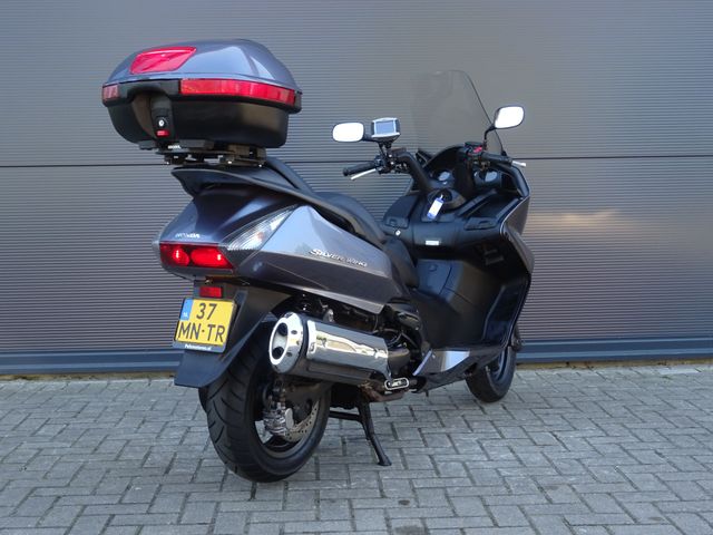 honda - fjs-400-silverwing