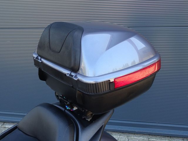 honda - fjs-400-silverwing