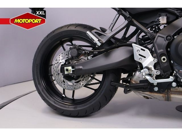 yamaha - tracer-9