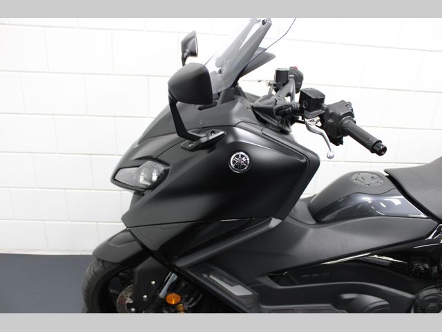 yamaha - tmax-560