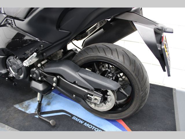 yamaha - tmax-560