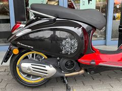 Vespa Primavera 125 ABS Mickey Mouse (Nieuw 0 km) 2025 nieuw – foto 6 van 19