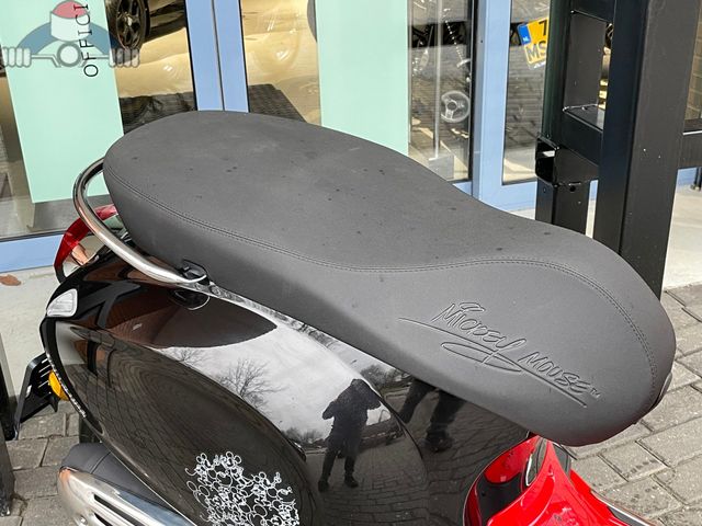 vespa - primavera-125-abs