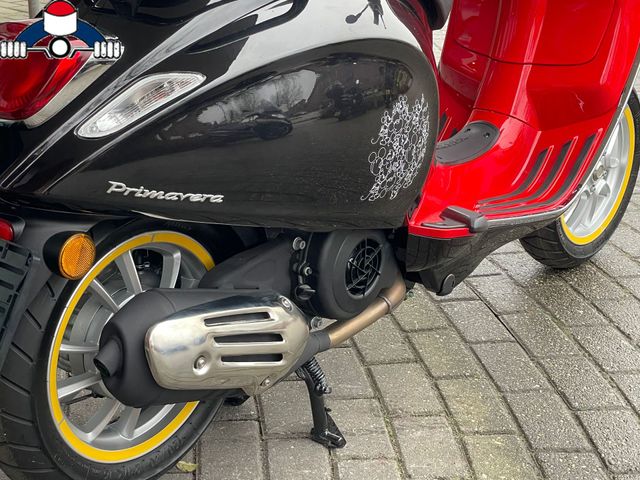 vespa - primavera-125-abs