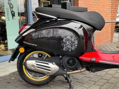 Vespa Primavera 125 ABS Mickey Mouse (Nieuw 0 km) 2025 nieuw – foto 17 van 19
