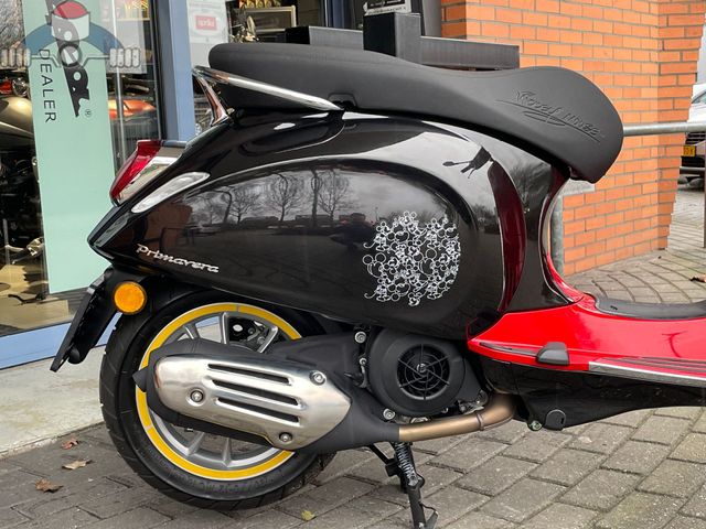 vespa - primavera-125-abs
