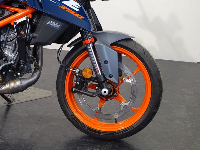 ktm - 390-duke