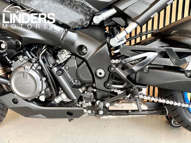 suzuki - gsx-s-1000-abs