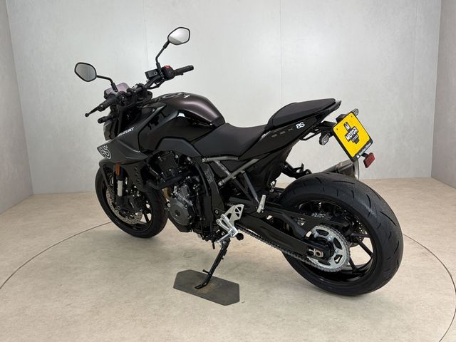 suzuki - gsx-8s