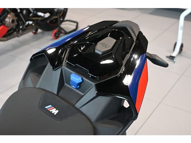 bmw - m-1000-r
