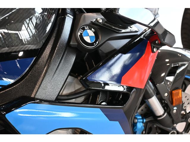 bmw - m-1000-r