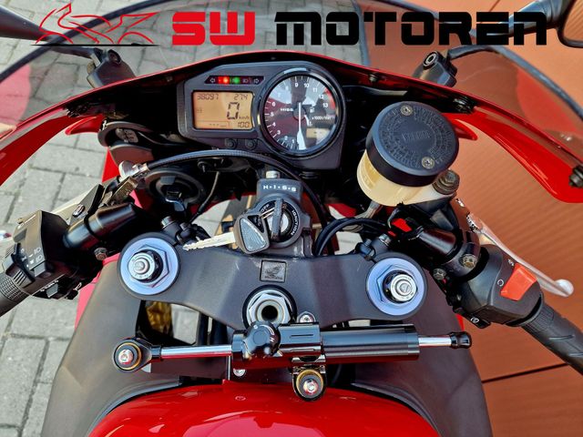 honda - cbr-900-rr-fireblade