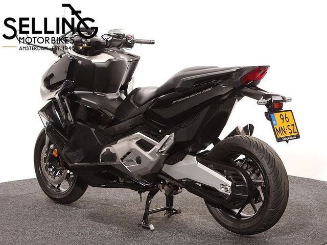 honda - nss-750-forza