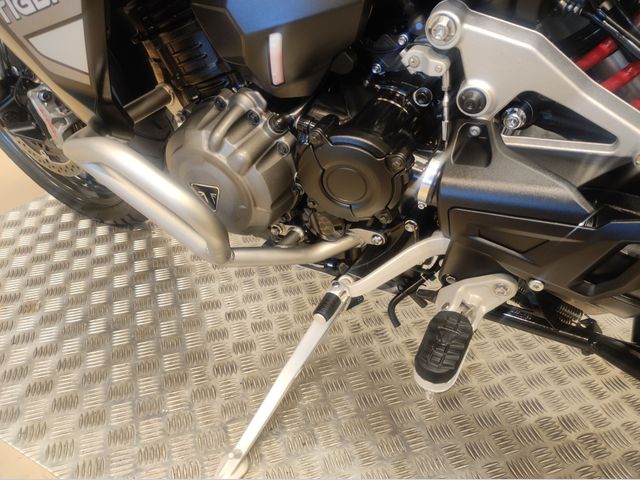 triumph - tiger-1200-gt-explorer
