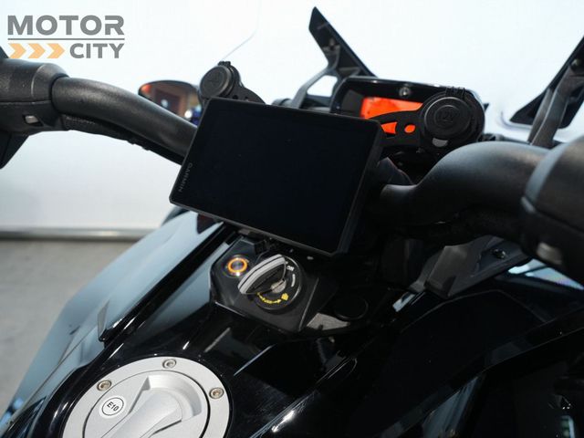 can-am - spyder-f3