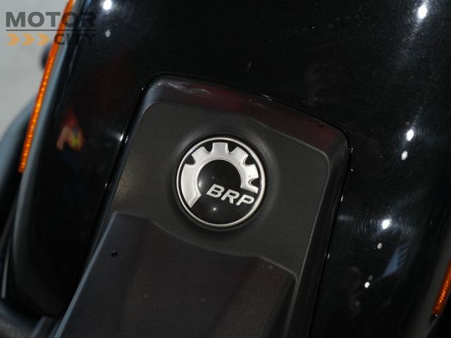 can-am - spyder-f3