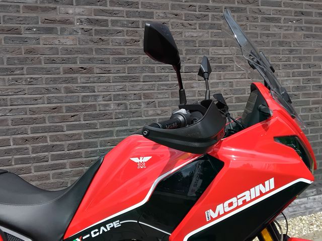 moto-morini - x-cape