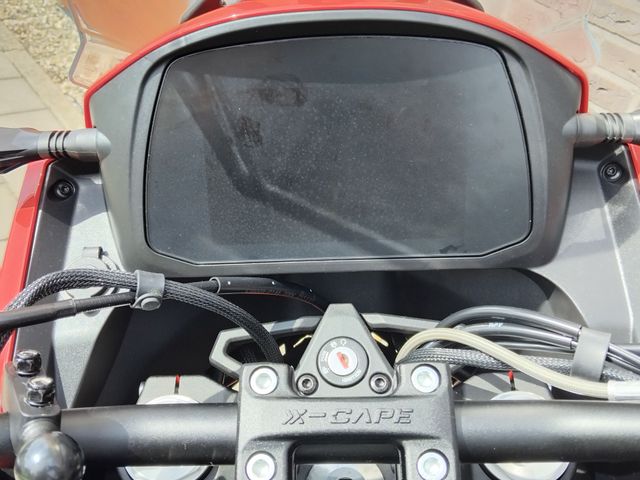 moto-morini - x-cape