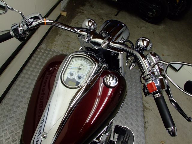 yamaha - xv-1900-midnight-star