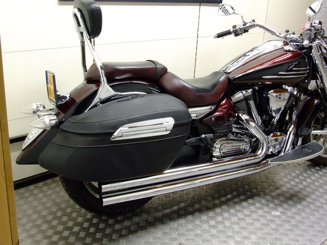 yamaha - xv-1900-midnight-star