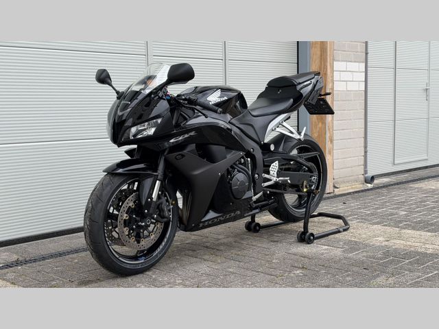 honda - cbr-600-rr