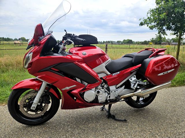 yamaha - fjr-1300