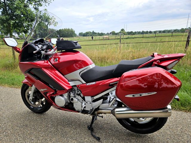 yamaha - fjr-1300