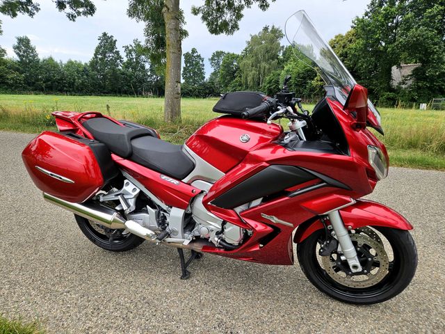 yamaha - fjr-1300