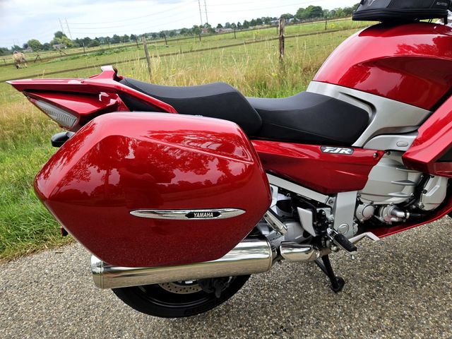 yamaha - fjr-1300