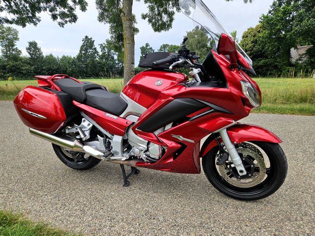 yamaha - fjr-1300