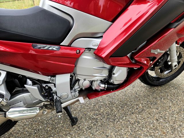 yamaha - fjr-1300