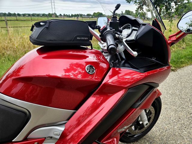 yamaha - fjr-1300