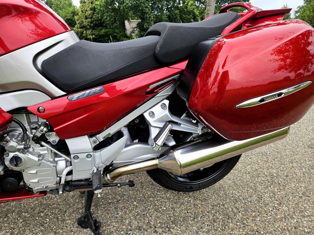 yamaha - fjr-1300