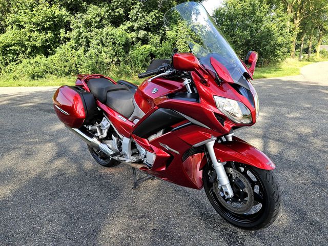 yamaha - fjr-1300