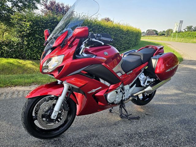 yamaha - fjr-1300