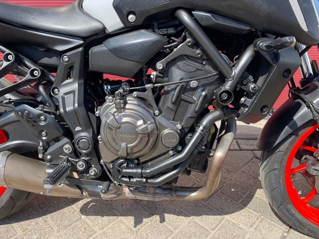 yamaha - mt-07-abs