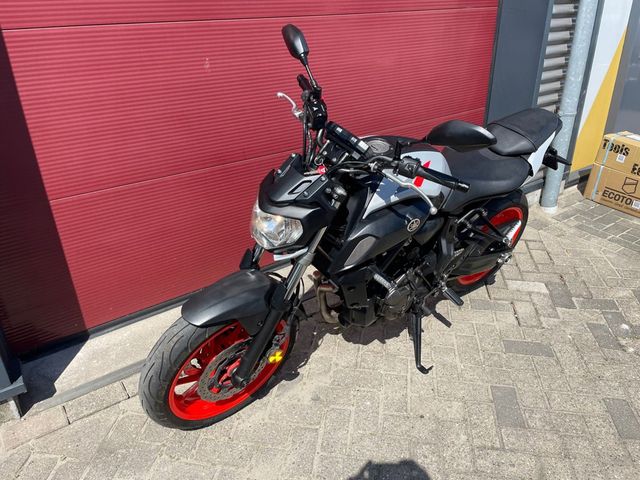 yamaha - mt-07-abs