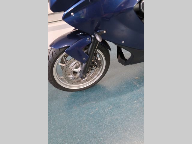 bmw - f-800-gt