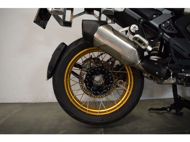 bmw - r-1300-gs-adventure