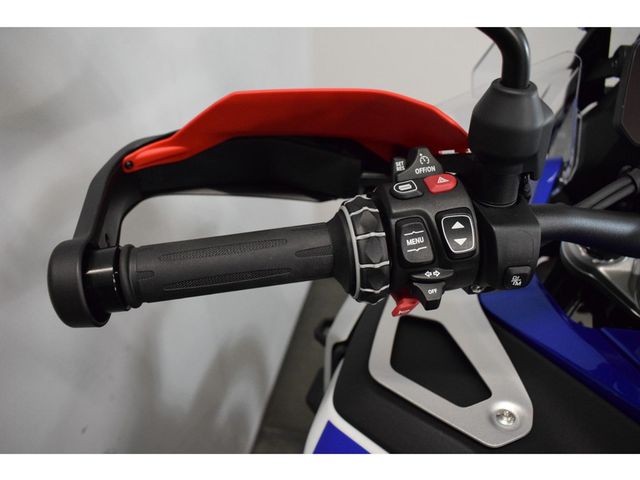 bmw - r-1300-gs-adventure