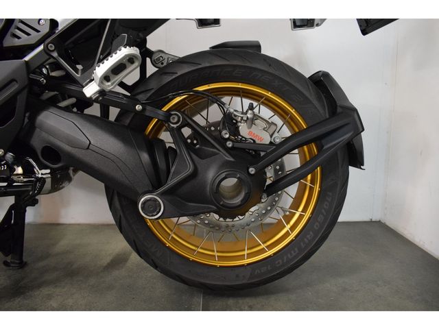 bmw - r-1300-gs-adventure