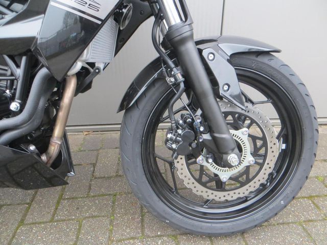 kawasaki - z125