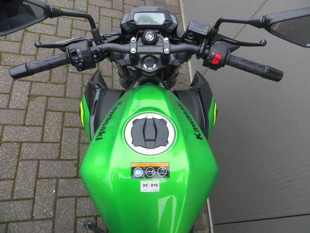 kawasaki - z125