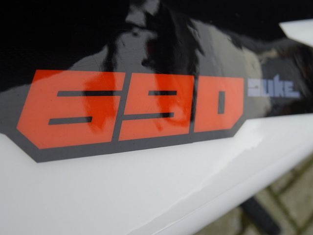 ktm - 690-duke-abs