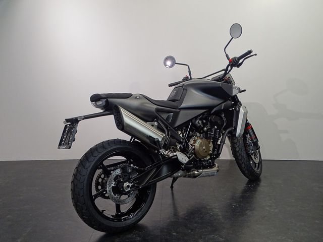 husqvarna - svartpilen-801
