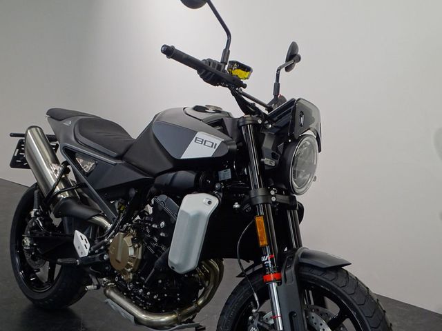 husqvarna - svartpilen-801