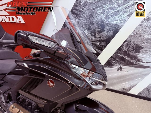 honda - gl-1800-goldwing-tour-dct