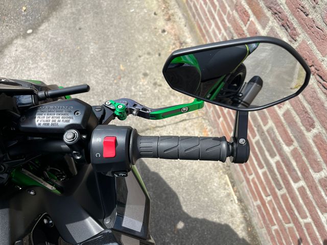 kawasaki - z900