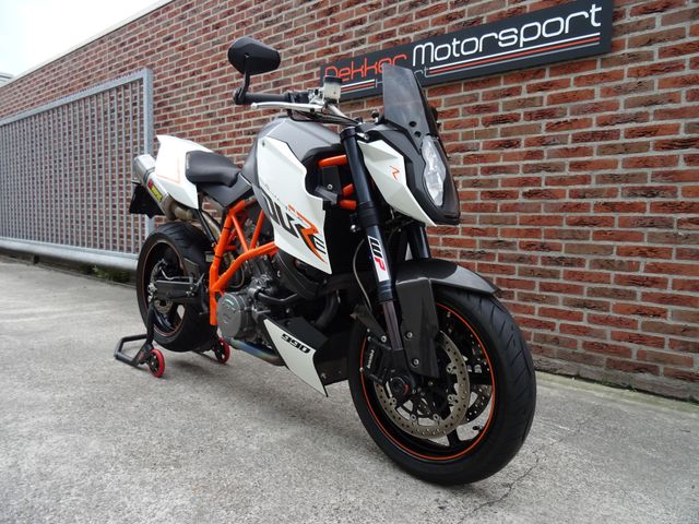 ktm - 990-super-duke-r