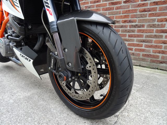 ktm - 990-super-duke-r